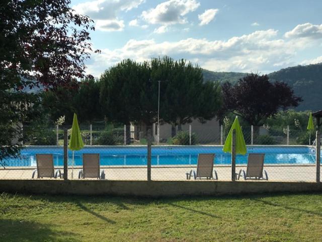 Camping Le Mondou Hotel Saint-Julien-de-Lampon Kültér fotó