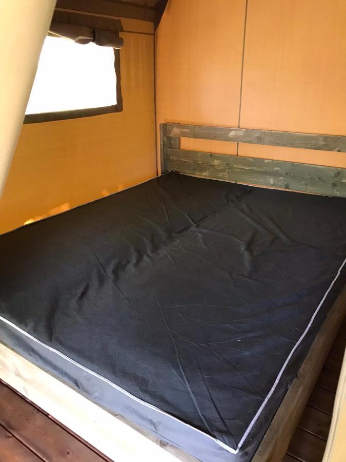 Camping Le Mondou Hotel Saint-Julien-de-Lampon Kültér fotó