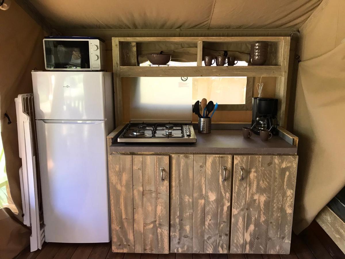 Camping Le Mondou Hotel Saint-Julien-de-Lampon Kültér fotó