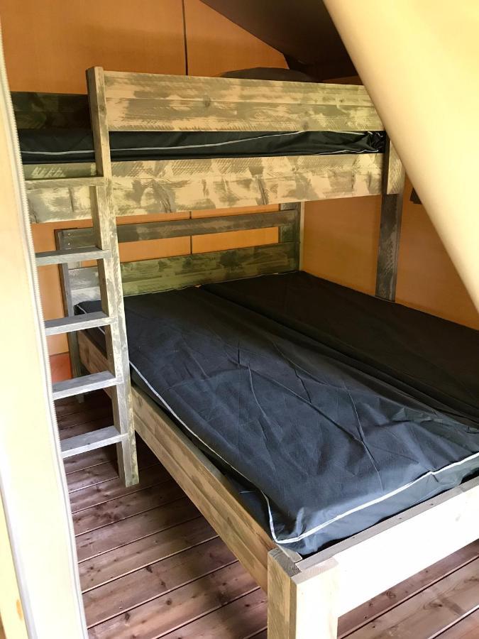 Camping Le Mondou Hotel Saint-Julien-de-Lampon Kültér fotó