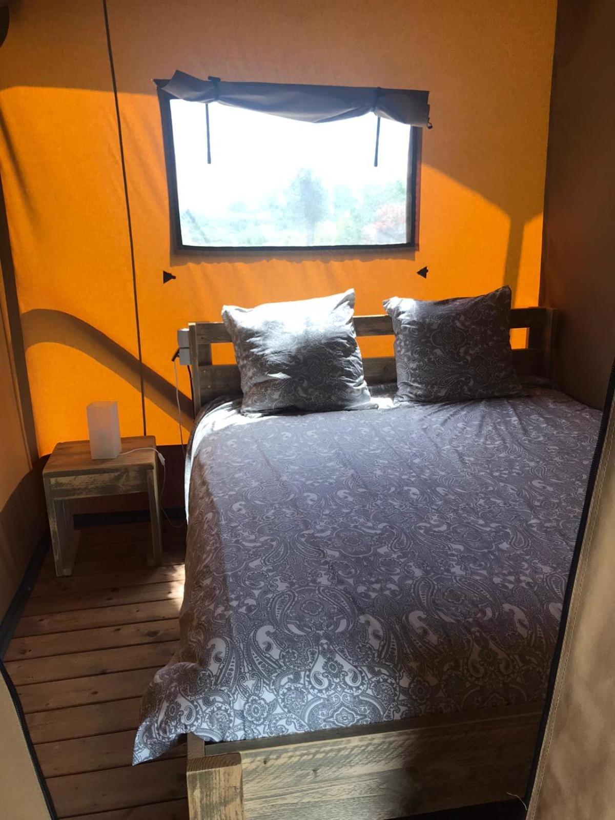 Camping Le Mondou Hotel Saint-Julien-de-Lampon Kültér fotó